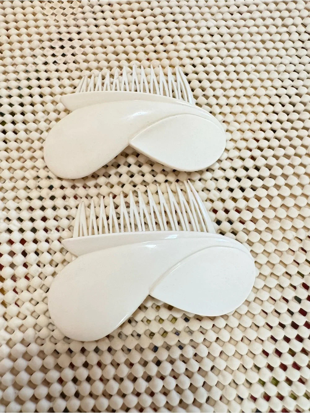 Vintage White Plastic Hair Side Combs Set of 2 Classic French Twist Updo Hair